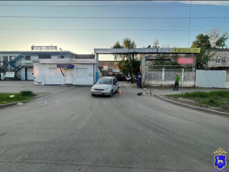 Два подростка на одном самокате попали под колеса "Калины" в Самаре