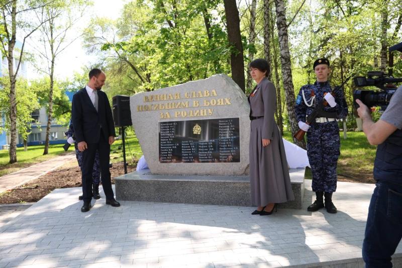 Наука побеждать: в самарском вузе открыли памятник участникам Великой Отечественной войны