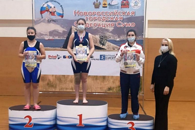 Самарская сумоистка Фаина Корж взяла пять медалей 