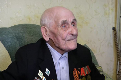 В Кинеле поздравили ветерана Великой Отечественной войны с наступающим Днем Победы