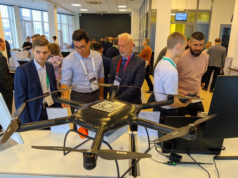 Полет в будущее: в Тольятти эксперты обсуждают перспективы инжиниринга дронов