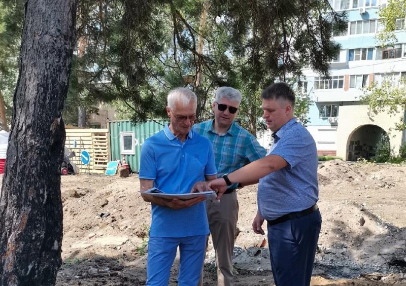 Из пустыря в сквер: в Тольятти на бульваре Островского деревья сохранят по максимуму