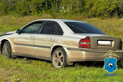 В Самарской области на трассе М5 столкнулись Volvo и Chevrolet Niva
