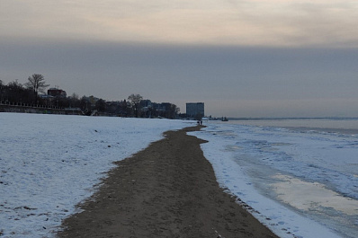 Самарские спасатели рассказали о толщине льда на Волге к концу февраля