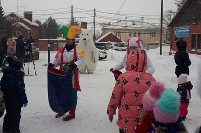 В Самаре на Крещение устроили детский праздник с лошадьми
