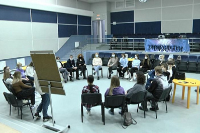 В Самарской области волонтеров учат творить добро на тренингах