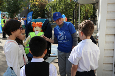 В Самаре прошла Всероссийская акция "Везу детей безопасно"