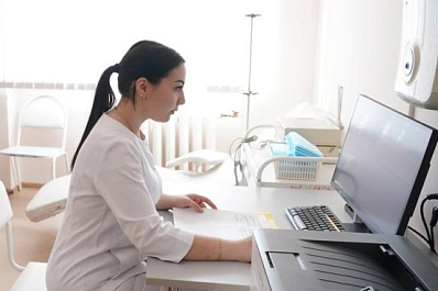 От дистанционных консультаций до цифрового мониторинга: как меняется медицина, рассказали лекторы общества "Знание"