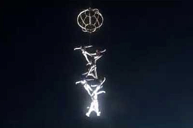 Новокуйбышевцев на День города поразило выступление испанского уличного театра