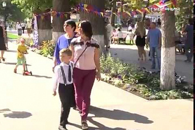 38 тысяч первоклашек сели за парты Самарской области 1 сентября