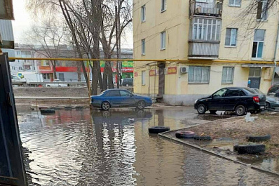 В Самаре из-за коммунальной аварии затопило Куйбышевский район
