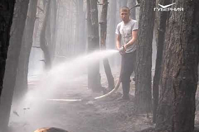 Курумоч охватил лесной пожар