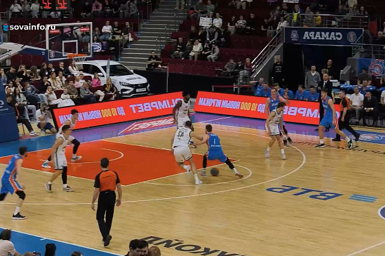 Встреча баскетбольной "Самары" с болельщиками и матч "Крыльев Советов". СпортКласс!