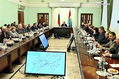 Глава региона поздравил ветеранов с наступающим Днём защитника Отечества