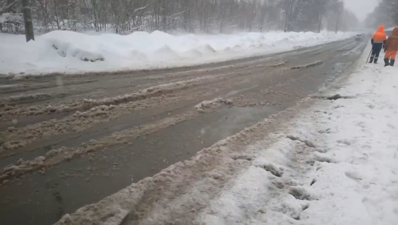 В Самаре устранили сильный потоп на пересечении Пугачёвской и Ставропольской