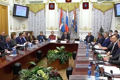 Дмитрий Азаров призвал городских чиновников к ответственному отношению к работе