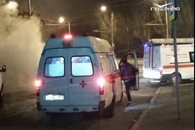 Водитель, пытавшийся выбраться из кипятка на Московском шоссе в Самаре, получил ожоги 2-й степени