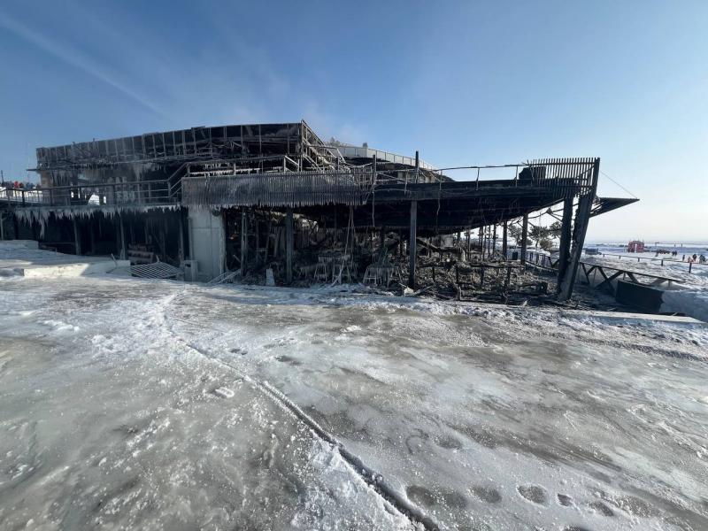 Стала известна предварительная причина пожара в ресторане на набережной Тольятти