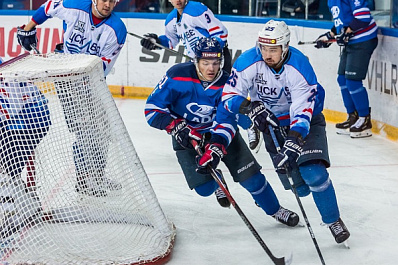 Хоккеисты "Лады" победили ЦСК ВВС в контрольном поединке