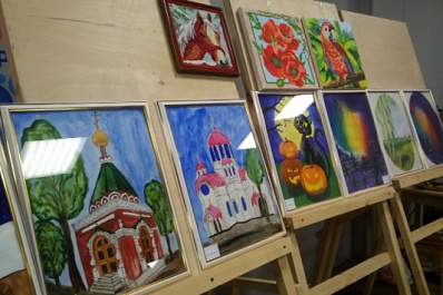 В центре поддержки и развития волонтерства открылась инклюзивная выставка