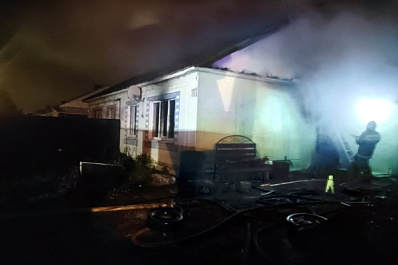 Два человека погибли во время пожара в поселке Белозерки Самарской области