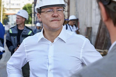 Дмитрий Азаров поздравил жителей Самарской области с Днём работников нефтяной, газовой и топливной промышленности