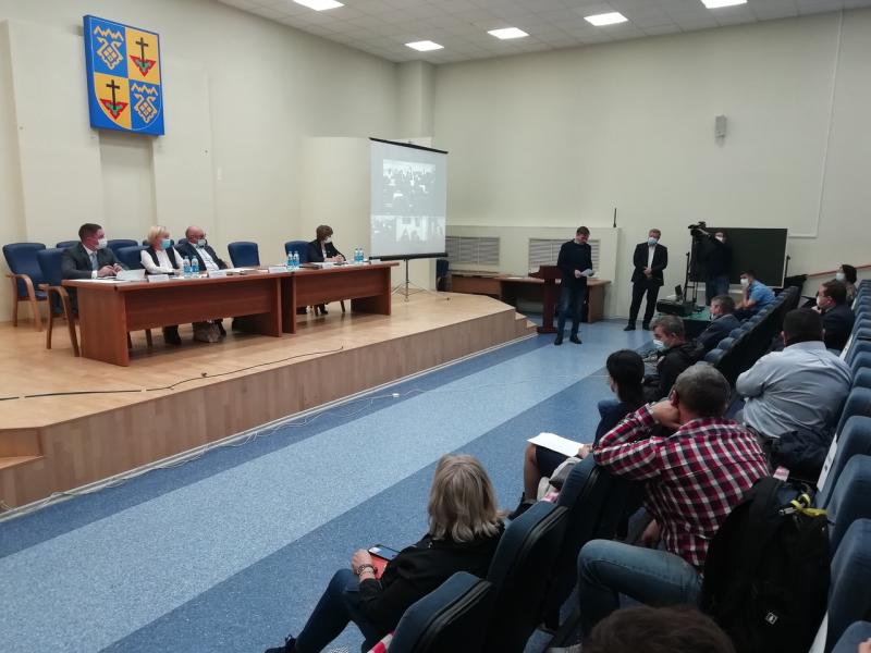 Тольяттинцам рассказали, как химзаводы влияют на экологию