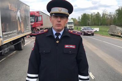 На месте массовой аварии с 6 грузовиками на М5 под Сызранью организовано реверсивное движение