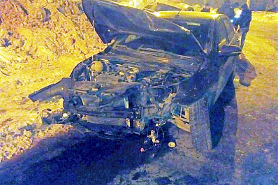 В Тольятти ночью 19-летний водитель на «Весте» снес «Шкоду Рапид»