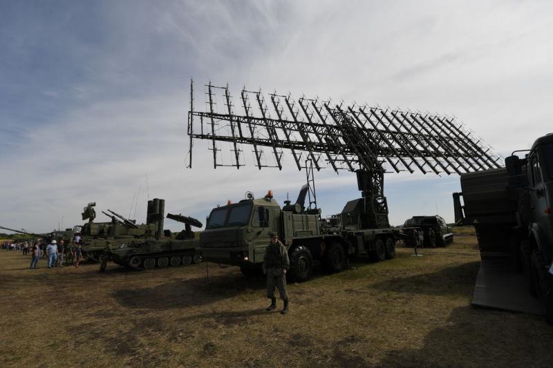 Военно-технический форум "Армия-2020" открылся в Самарской области
