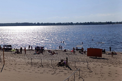 В России хотят запретить продажу алкоголя около пляжей