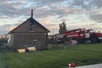 В Самарской области сотрудники МЧС спасли женщину с ребенком