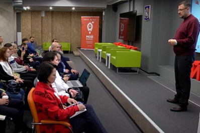 Самарские производители встретились с представителями крупных торговых сетей на "Школе ретейла"