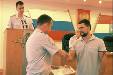 В Самаре мужчина помог задержать грабителя, напавшего на девушку