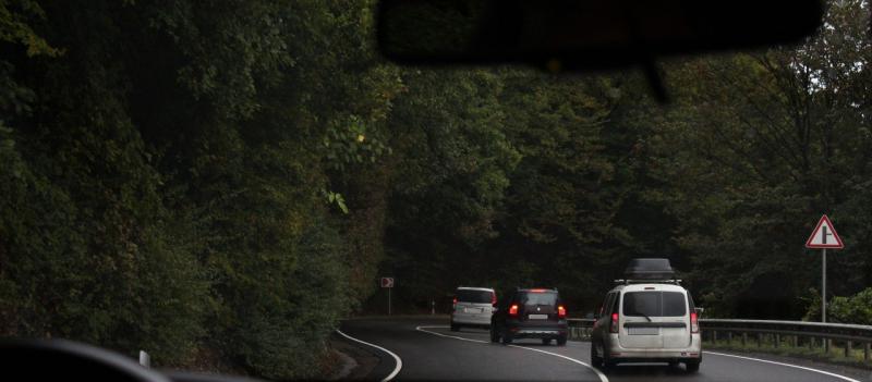 Автоэксперт Валерий Арутин рассказал, как надолго сохранить цвет и блеск машины