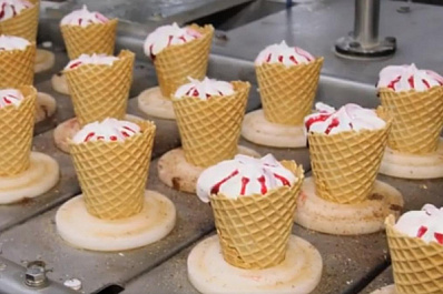 Самарские студенты ознакомились с особенностями производства на фабрике мороженого