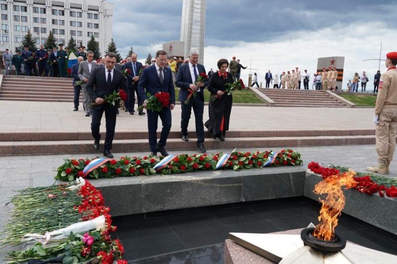 Самарцы почтили память героев, погибших во время Великой Отечественной войны