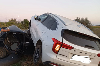 В Самарской области Haval раздавил "семерку"