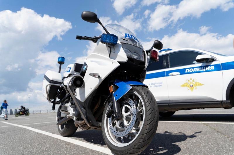 Пропагандируют безопасность: самарской молодежи напомнили ПДД