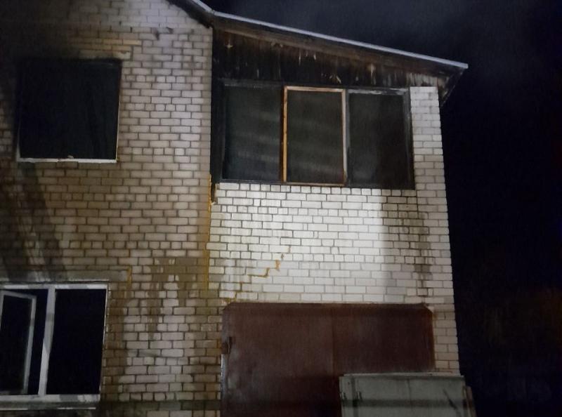 В селе Большая Каменка загорелся дом на 100 "квадратах"