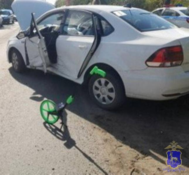 В Тольятти 32-летний мотоциклист на перекрестке врезался в "Гранту"