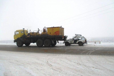 В Сергиевске пенсионер на «Ниве» залетел под КамАЗ