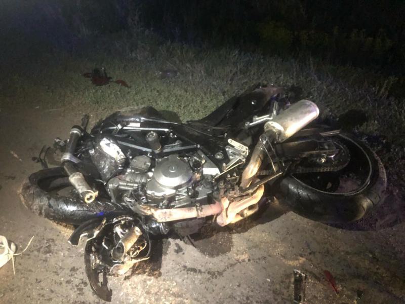 В Самарской области после столкновения легковушки и мотоцикла погибли три человека