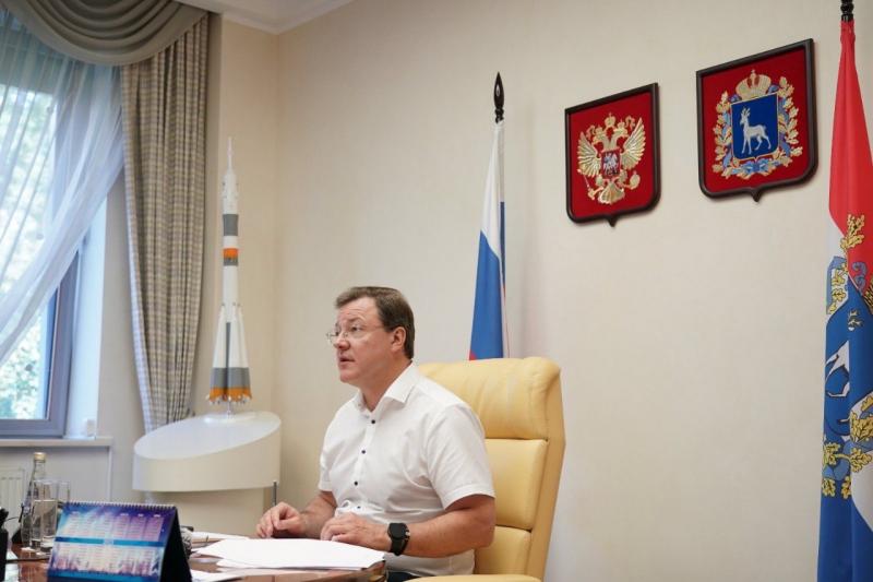 Вопросы безопасности 1 сентября и в дни выборов обсудили на совещании, которое провел Дмитрий Азаров
