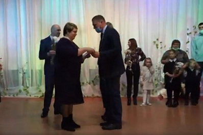 8 семей Елховского района получили новое жилье