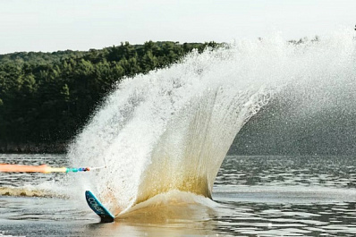 Самарская спортсменка взяла серебро чемпионата России по воднолыжному спорту 
