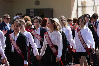 Министр Федорчук прокомментировал "навязывание" школьной формы в Новосибирске