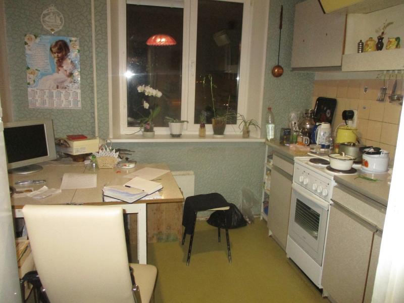  Тольяттинец устроил "бизнес", прописав в квартире 12 иностранцев