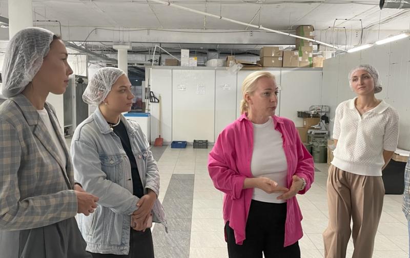 Участницы проекта "Мама-предприниматель" познакомились с успешными проектами самарских представительниц бизнеса