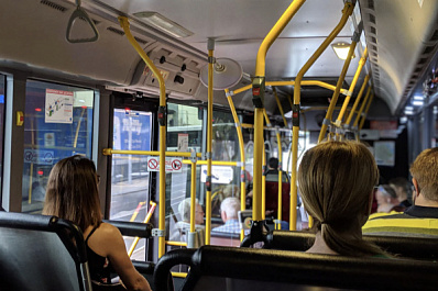 Не оставил в беде: в Тольятти водитель автобуса помог ребёнку, попавшему в незнакомый район